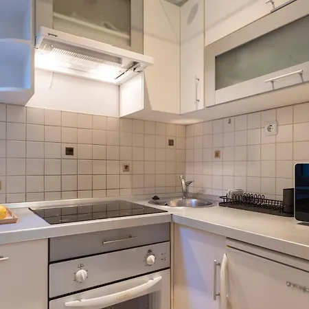 Like Apartment *